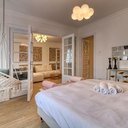 Neo-Classic Design Near Downtown Bukares Bagian luar foto