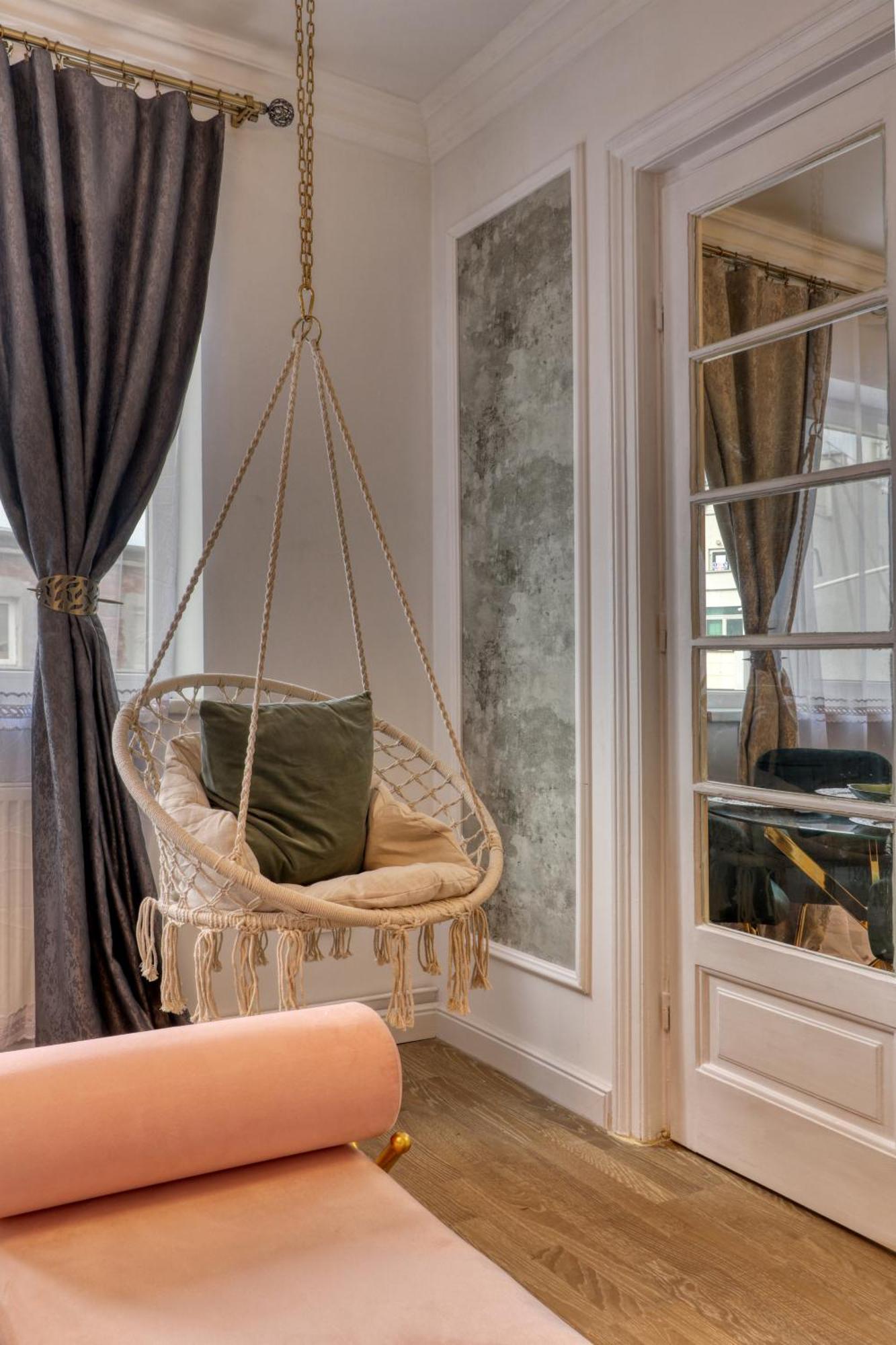 Neo-Classic Design Near Downtown Bukares Bagian luar foto